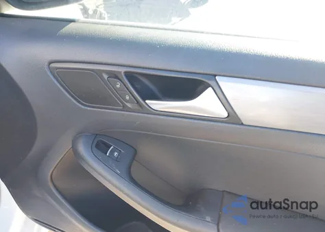 2015 Volkswagen Jetta 2.0L Tdi Se z USA, uszkodzony, nr VIN 3VWLA7AJ3FM313802